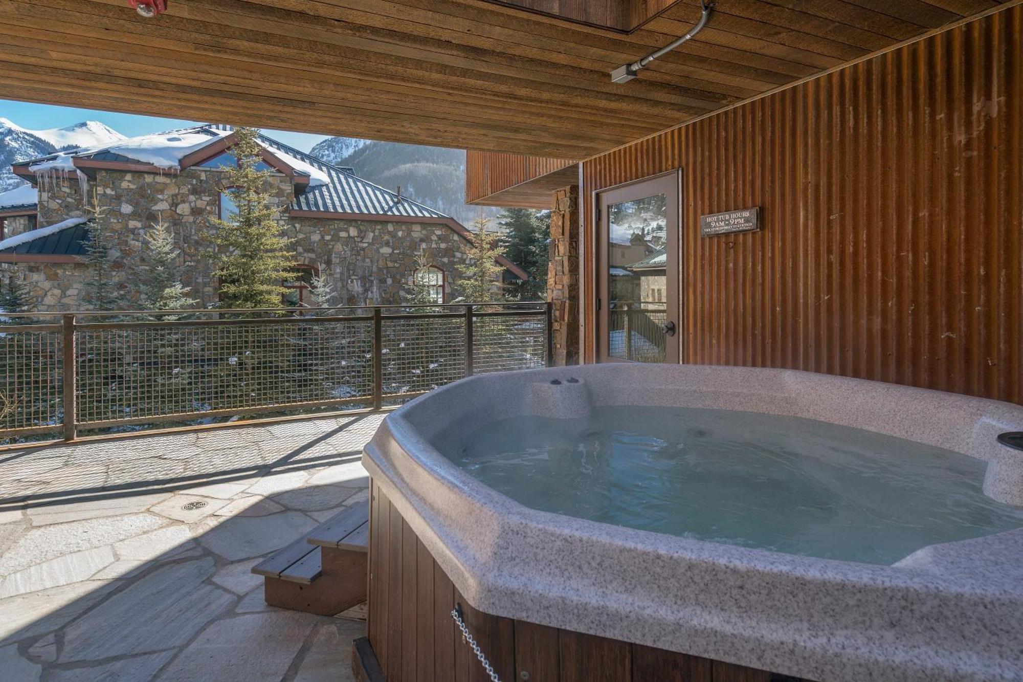 Ghostriders 5 By Avantstay 2 Bedroom Condo Near Main Street Hiking Skiing Str Permit 3571 텔루라이드 외부 사진